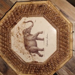 Baymont waites elephant plate